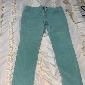 6 short Mint Corduroy pants American Eagle
